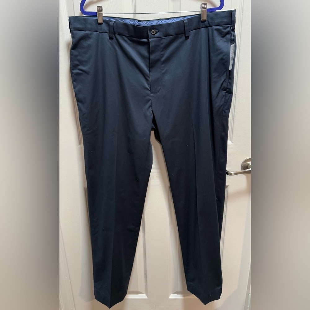 Brooks Brothers Men's Navy Dress Pants - Lightweight Regular Cut - Picture 2 of 13